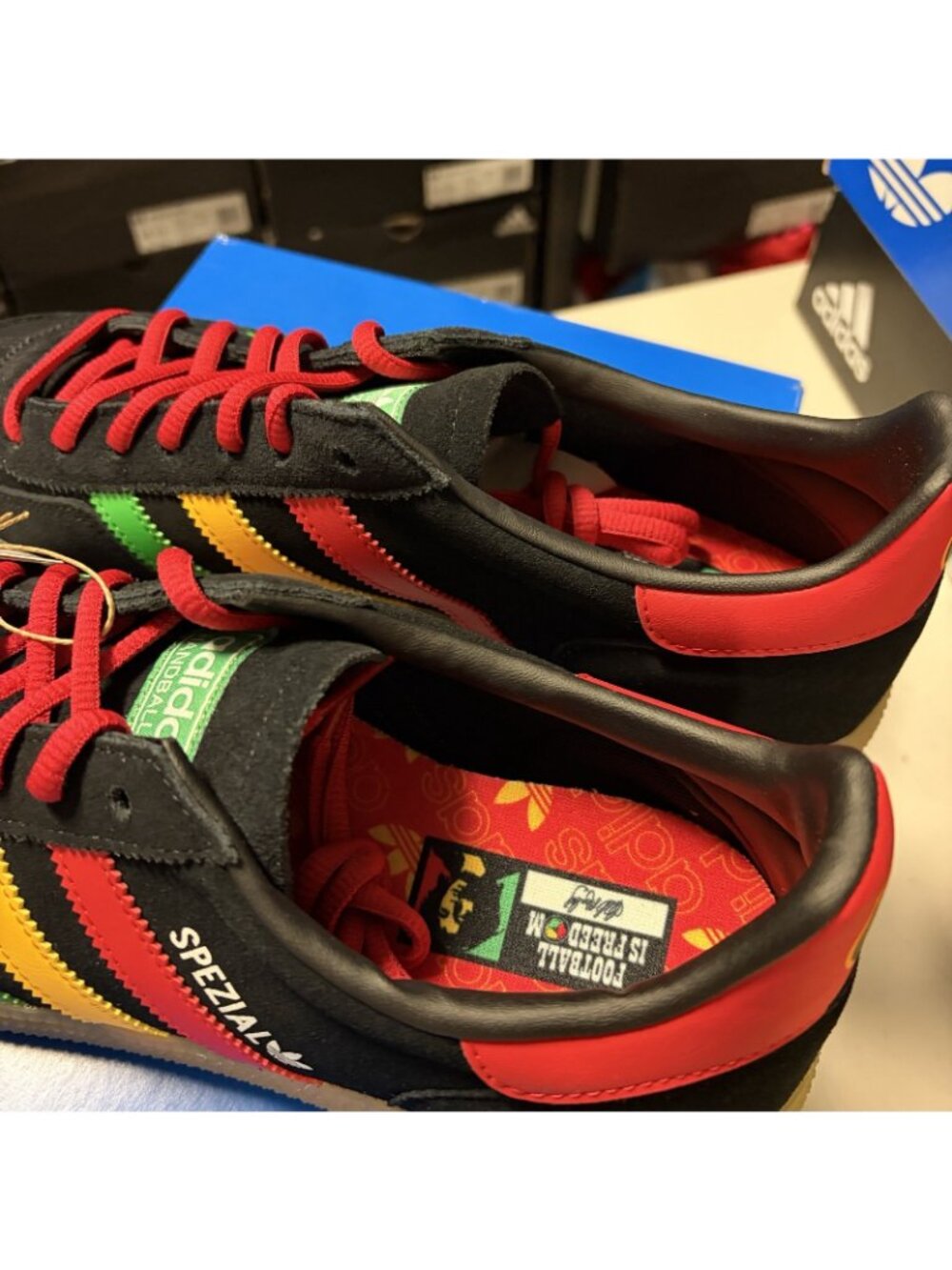 size 10.5 - adidas mens handball spezial Core Black/Pure Ruby/Bold Gold - hq9437 - Picture 7 of 8